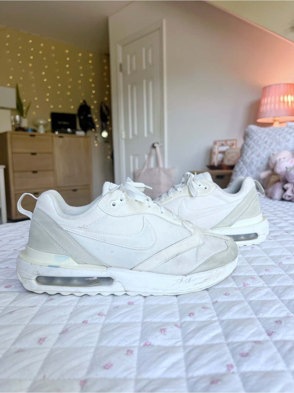 Nike Air Max Dawn White Phantom Sail Coconut Milk Sneakers Women’s Size 8